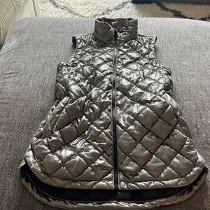 Athleta vest